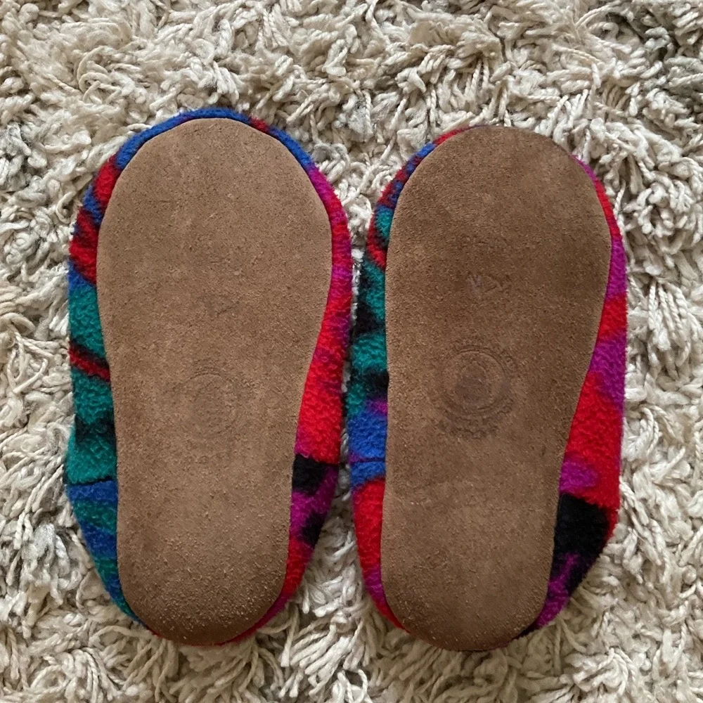 Acorn Kids Fleece Slipper Socks Multi Color Abstract Print Suede Sole Size XS